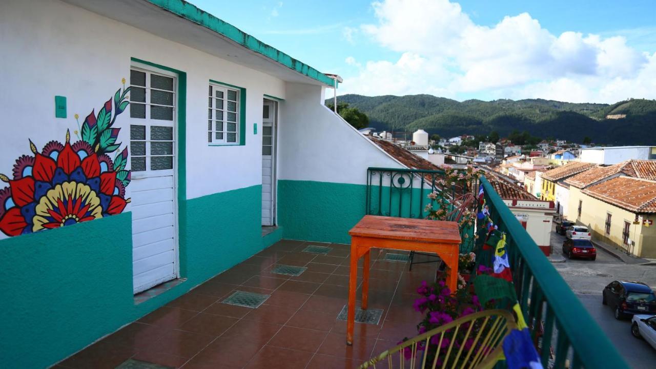Hostal La Isla San Cristobal de las Casas Exterior photo